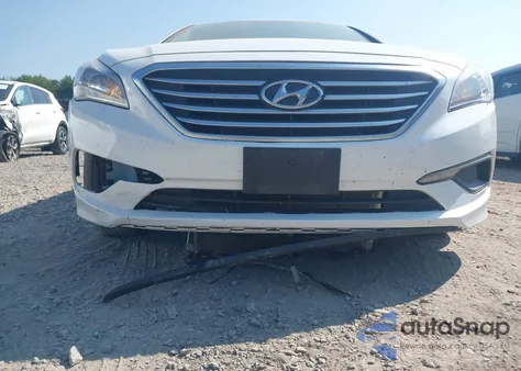 2017 Hyundai Sonata z USA, uszkodzony, nr VIN 5NPE24AF1HH511211